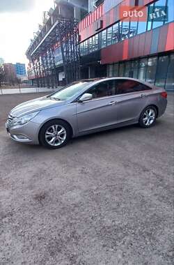 Седан Hyundai Sonata 2011 в Ровно