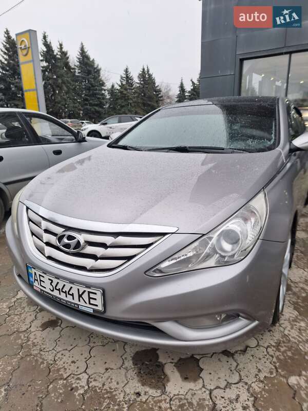 Седан Hyundai Sonata 2010 в Дніпрі