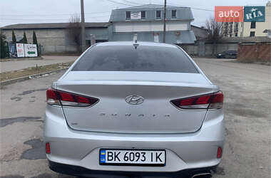 Седан Hyundai Sonata 2018 в Ровно