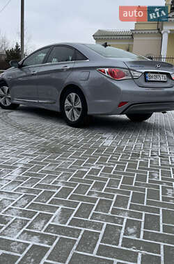 Седан Hyundai Sonata 2014 в Болграде