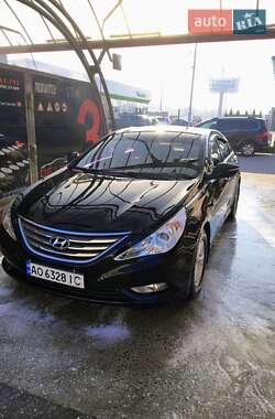 Седан Hyundai Sonata 2012 в Ужгороде