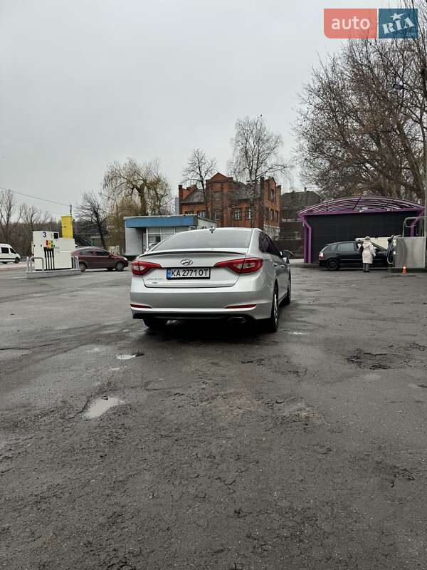 Седан Hyundai Sonata 2016 в Киеве