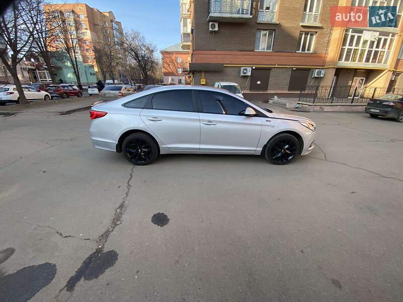 Седан Hyundai Sonata 2014 в Полтаве