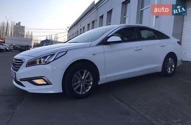 Седан Hyundai Sonata 2016 в Киеве