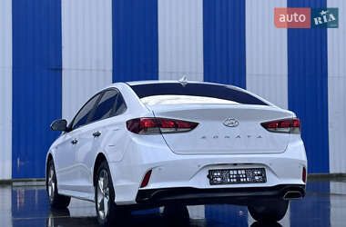 Седан Hyundai Sonata 2017 в Одессе