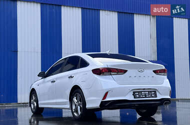 Седан Hyundai Sonata 2017 в Одессе