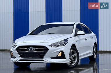 Седан Hyundai Sonata 2017 в Одессе