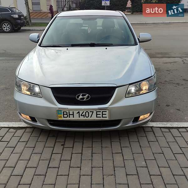 Седан Hyundai Sonata 2005 в Килии фото 3 Седан Hyundai Sonata 2005 в Килии