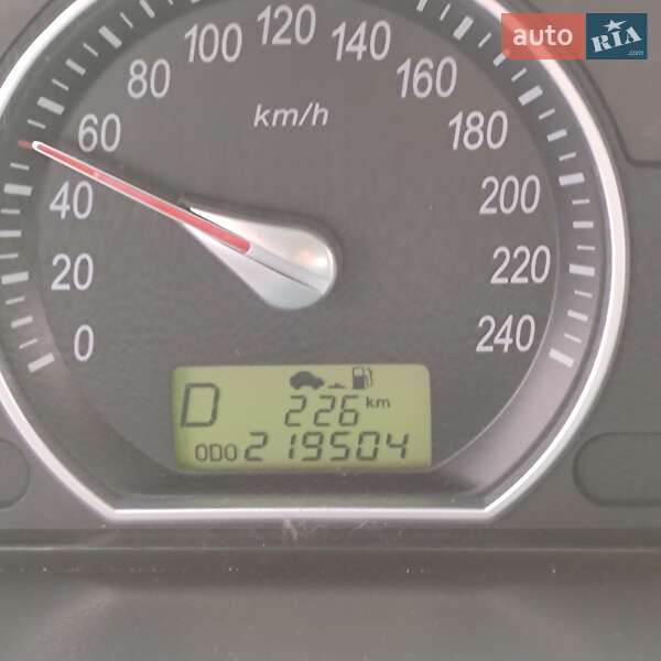 Седан Hyundai Sonata 2005 в Килии фото 5 Седан Hyundai Sonata 2005 в Килии