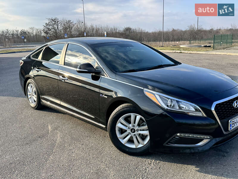 Седан Hyundai Sonata 2016 в Одессе