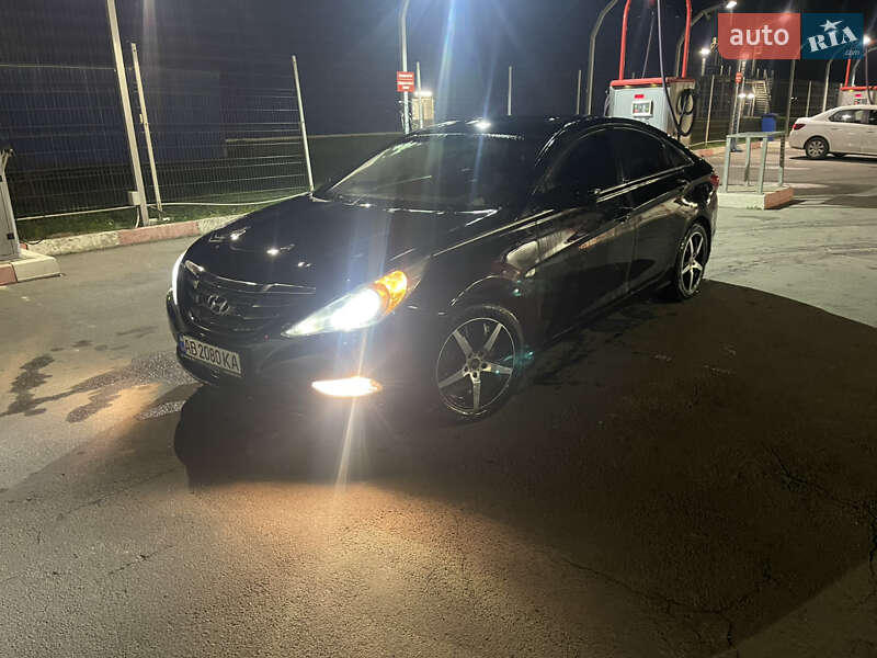 Hyundai Sonata 2010