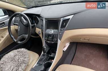 Седан Hyundai Sonata 2014 в Калуше