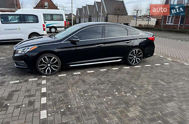 Седан Hyundai Sonata 2015 в 