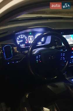 Седан Hyundai Sonata 2015 в Николаеве