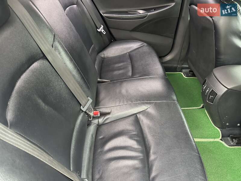 Седан Hyundai Sonata 2013 в Измаиле