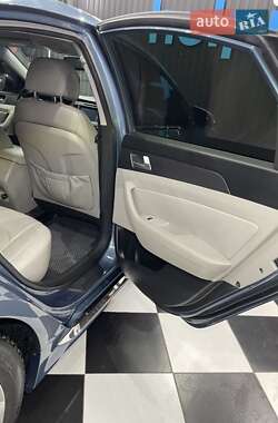 Седан Hyundai Sonata 2015 в 