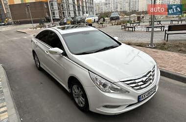 Седан Hyundai Sonata 2014 в Чернигове