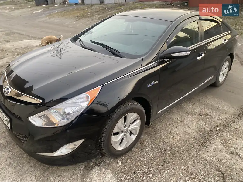 Седан Hyundai Sonata 2014 в 