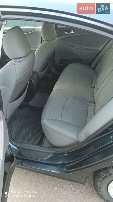 Седан Hyundai Sonata 2010 в Самборе