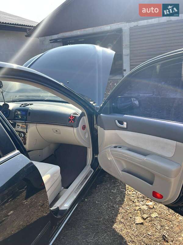 Седан Hyundai Sonata 2005 в Лубнах