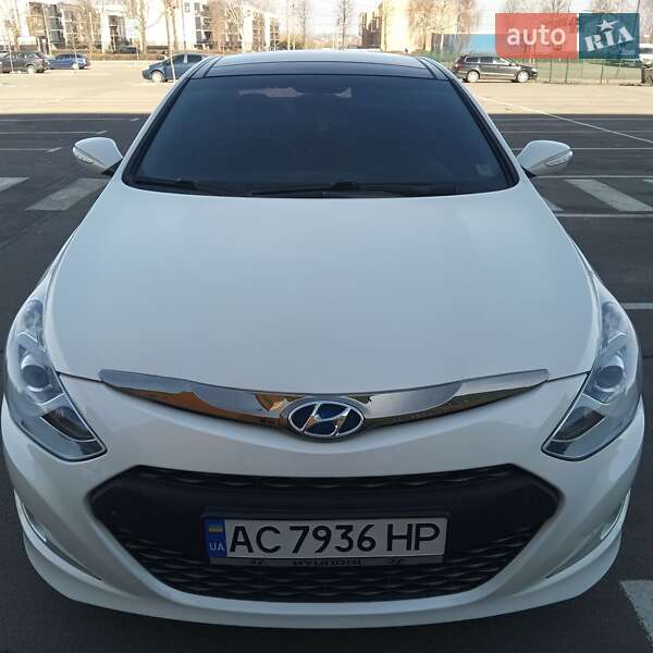 Седан Hyundai Sonata 2012 в Луцьку