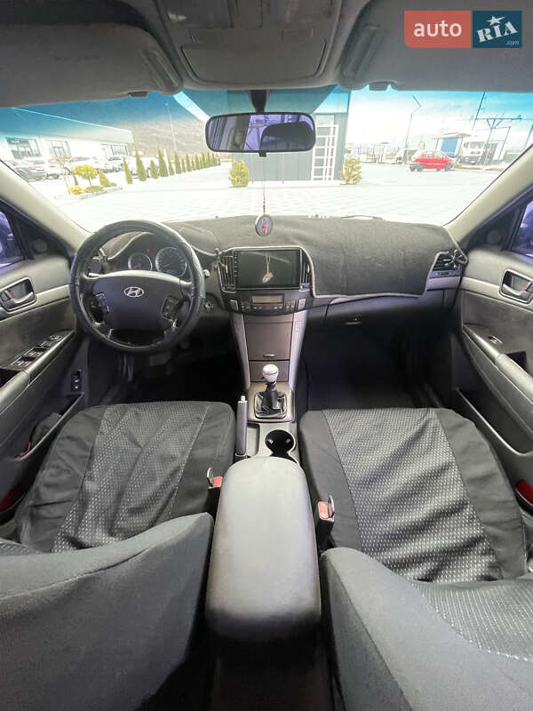 Седан Hyundai Sonata 2009 в Хусті