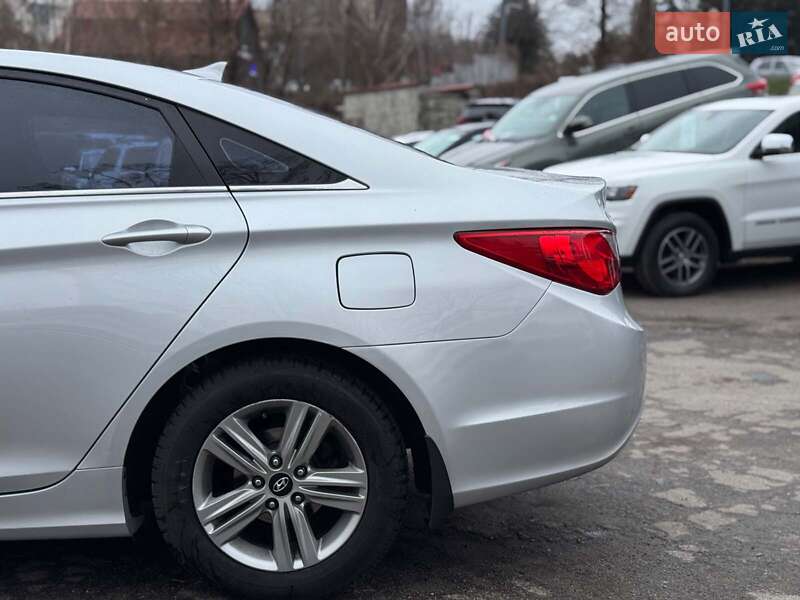 Седан Hyundai Sonata 2013 в Виннице