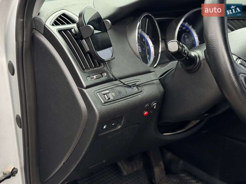 Седан Hyundai Sonata 2013 в Виннице