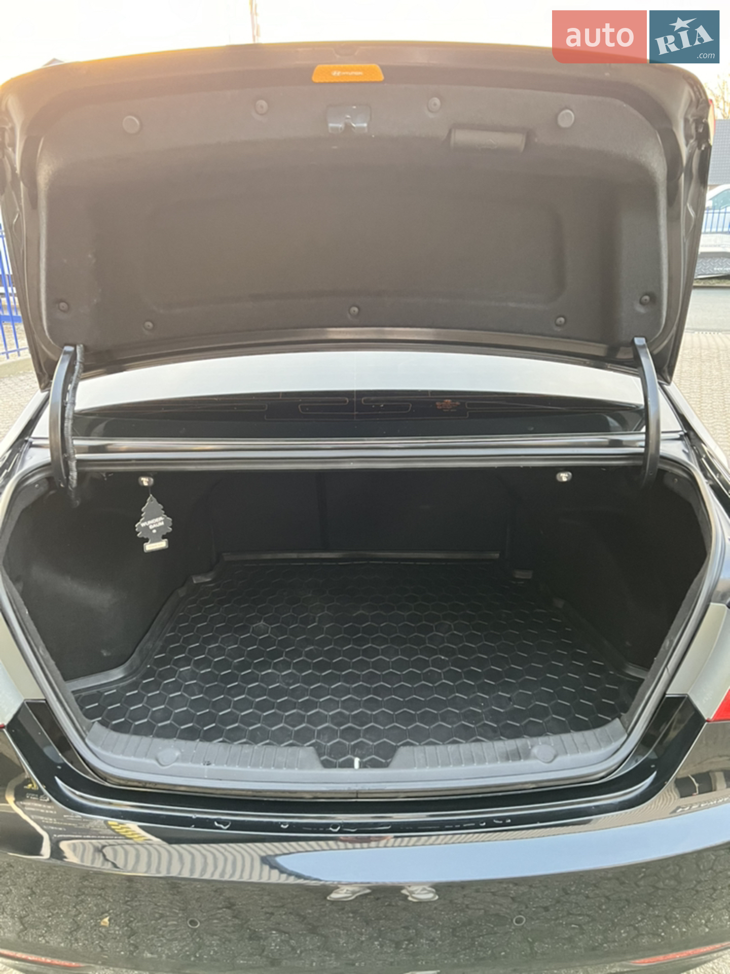 2012 Hyundai Sonata - мініатюра 18