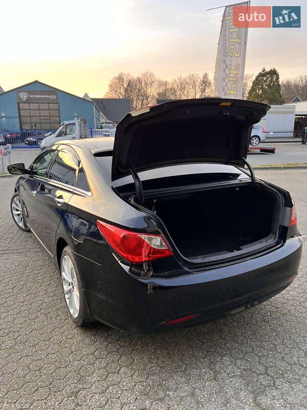 Седан Hyundai Sonata 2012 в Немирові