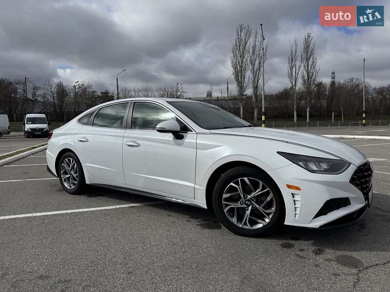 Hyundai Sonata 2020