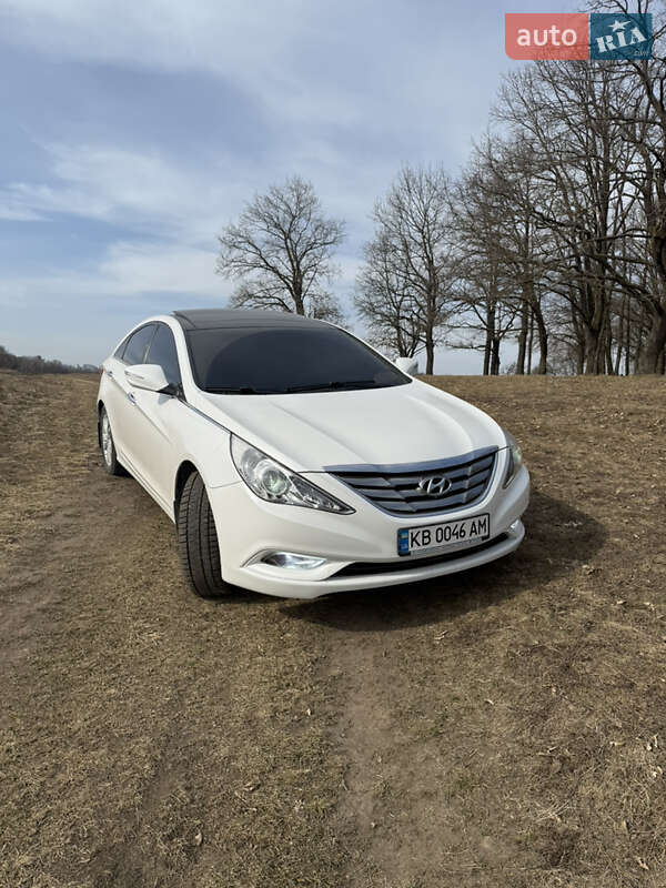 Hyundai Sonata 2012