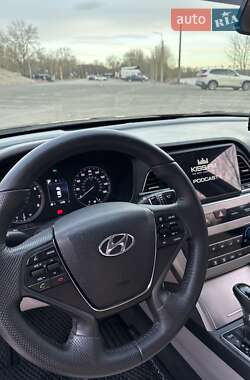 Седан Hyundai Sonata 2017 в 