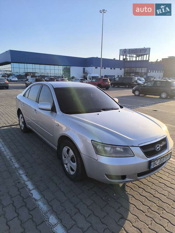 Седан Hyundai Sonata 2005 в 