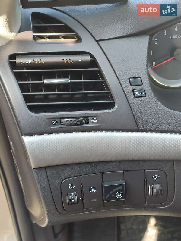 Седан Hyundai Sonata 2009 в Харкові