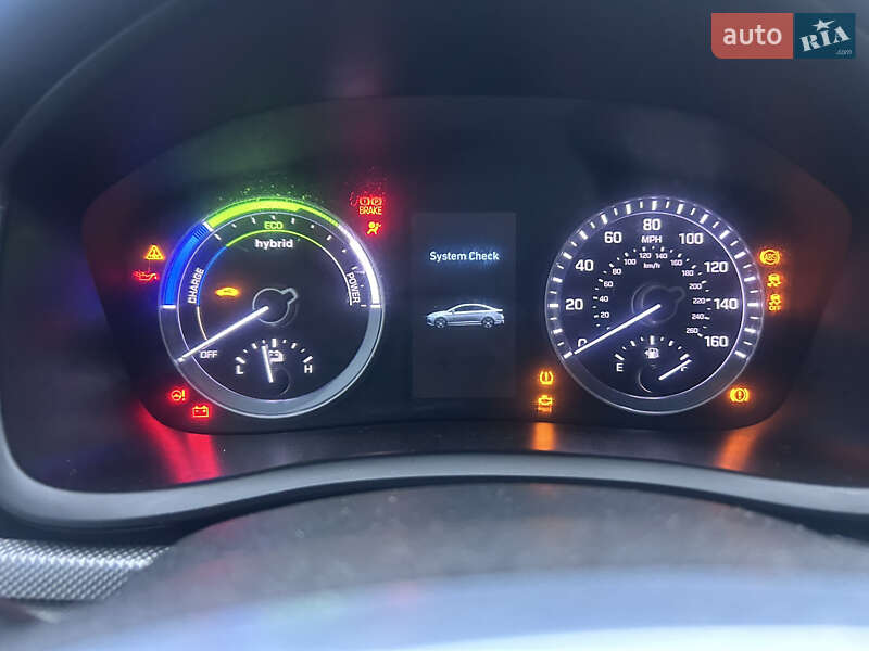 Седан Hyundai Sonata 2018 в Львове