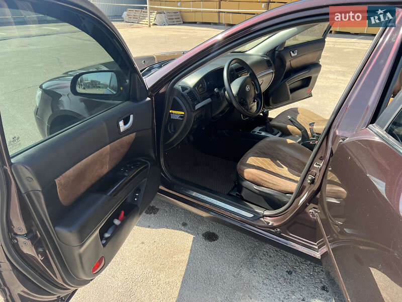 Седан Hyundai Sonata 2007 в Николаеве