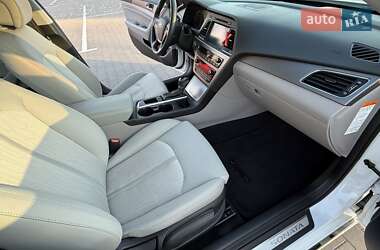 Седан Hyundai Sonata 2015 в 
