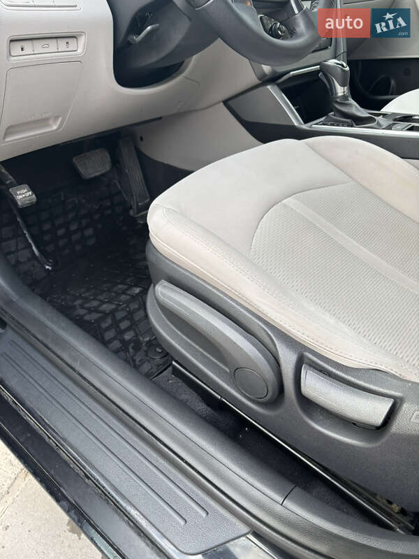 Седан Hyundai Sonata 2016 в Киеве