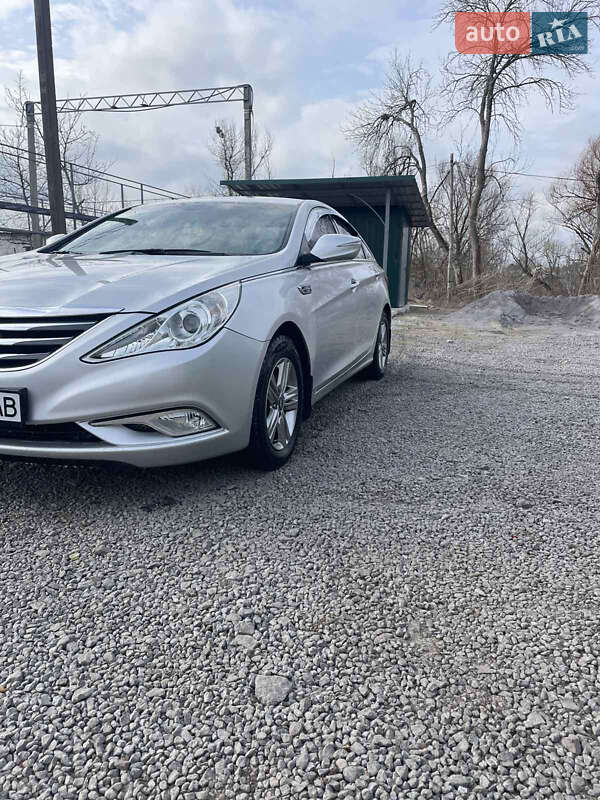 Седан Hyundai Sonata 2013 в Погребище