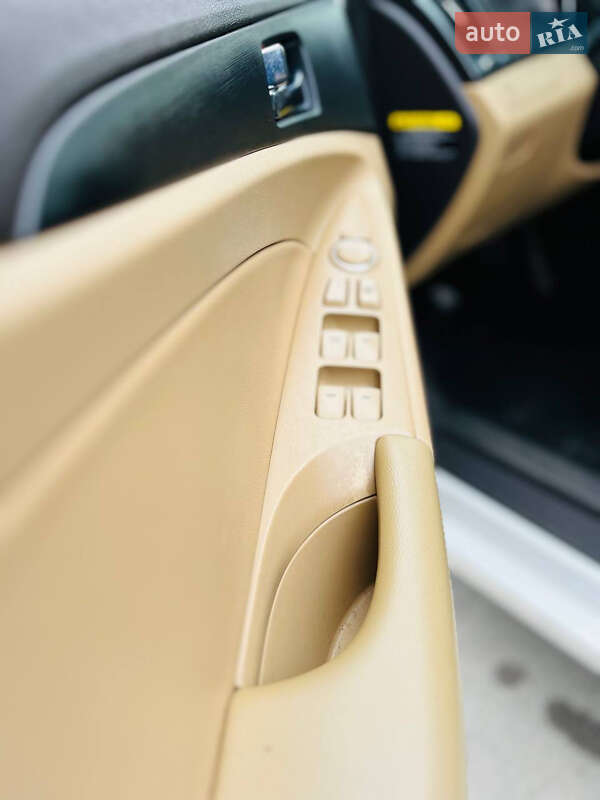 Седан Hyundai Sonata 2011 в Каменец-Подольском фото 14 Седан Hyundai Sonata 2011 в Каменец-Подольском