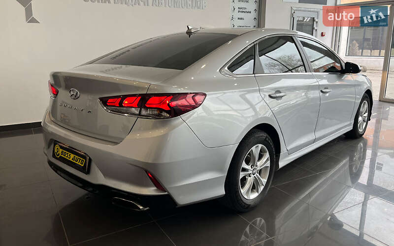 Седан Hyundai Sonata 2018 в Шептицькому