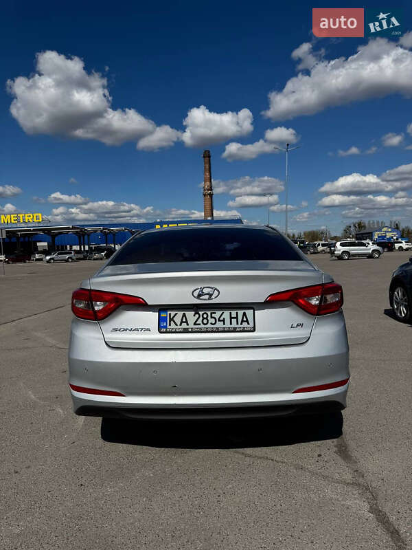 Седан Hyundai Sonata 2016 в Львове