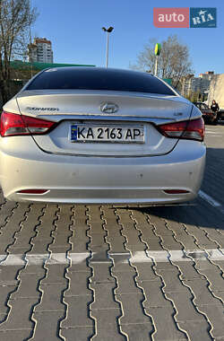 Седан Hyundai Sonata 2013 в 