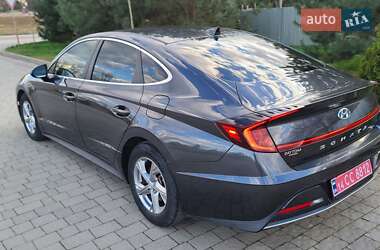 Седан Hyundai Sonata 2022 в 