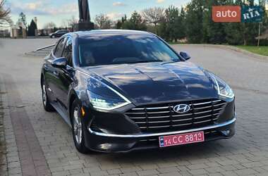 Седан Hyundai Sonata 2022 в 
