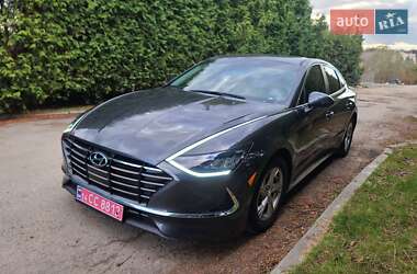 Седан Hyundai Sonata 2022 в 