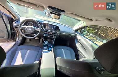Седан Hyundai Sonata 2022 в 