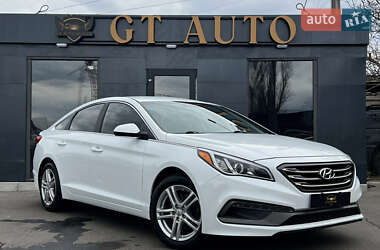 Седан Hyundai Sonata 2015 в 