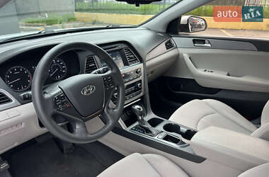 Седан Hyundai Sonata 2015 в 